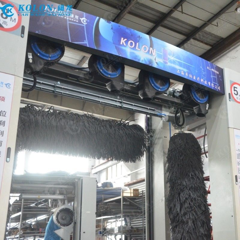 เครื่องล้างรถบัส Kolon Roll Over พร้อมแปรงขนนุ่มและระบบน้ำแรงดันสูงสำหรับการทำความสะอาดยานพาหนะขนาดใหญ่อย่างละเอียด 5 แปรง
